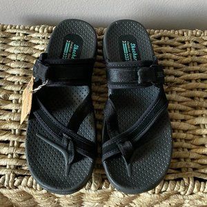 Skechers, Reggae-RASTA, Black, Flip Flops, Sandals, NWT, Size 7
